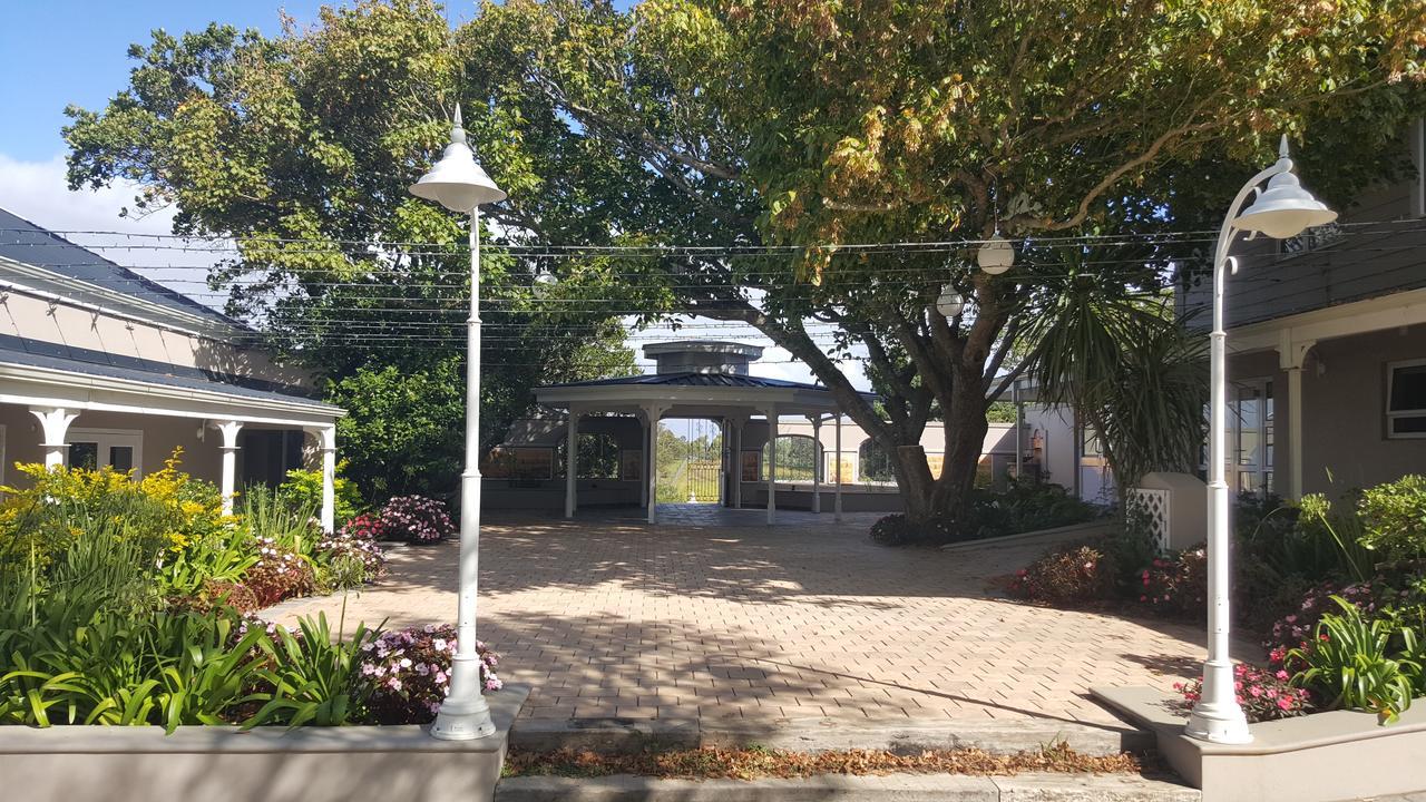 מלון סי וויו Broughton Country Estate מראה חיצוני תמונה